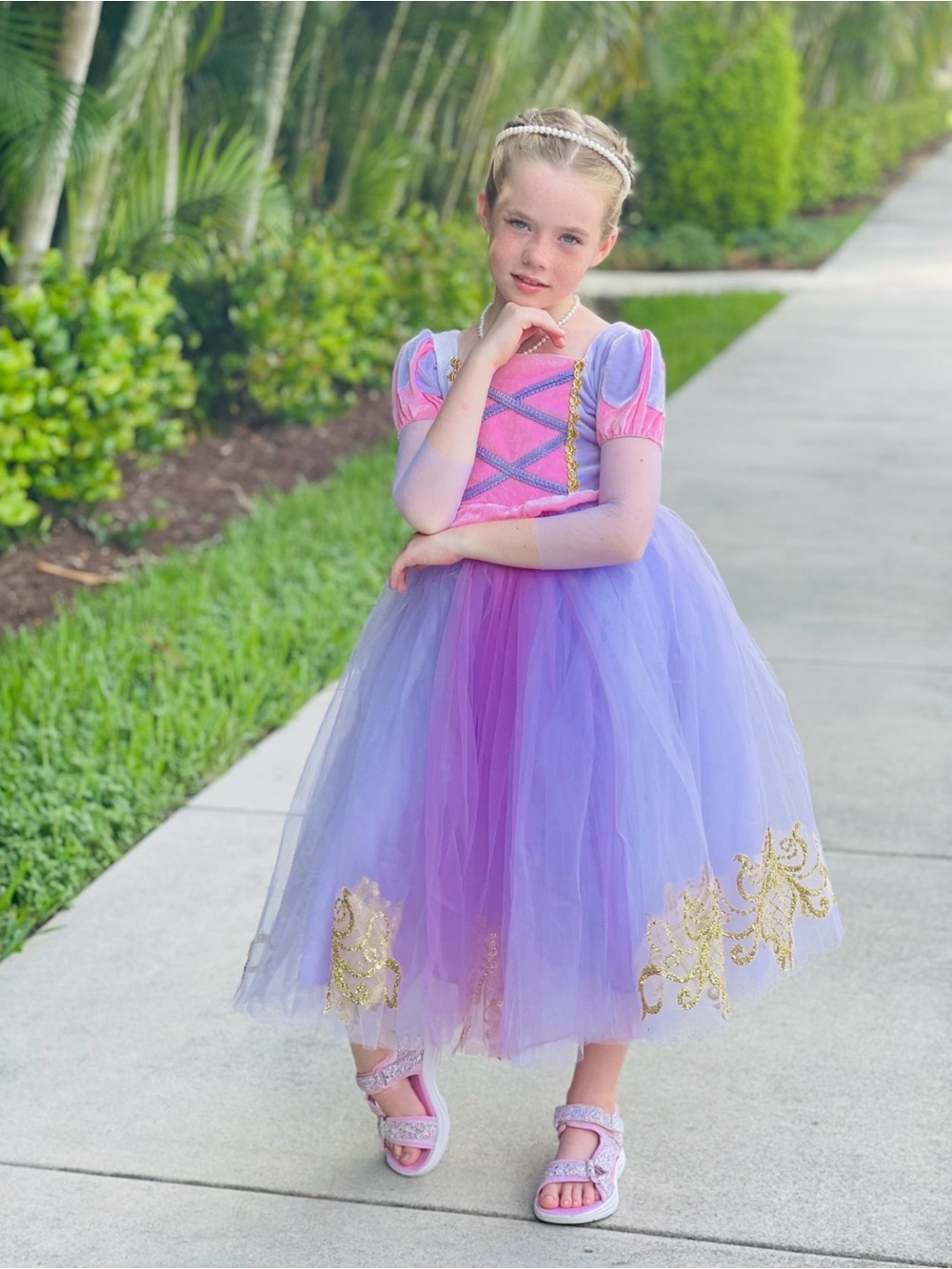 Girls' Pink and Lavender Princess Tulle Dress with Gold Trim - Picture 6 of 9
